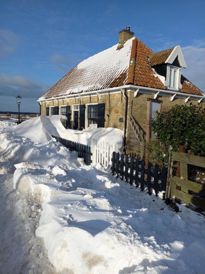 Bed En Breakfast Kamers En Meer Het Spookhuis Den Hoorn  Exterior photo