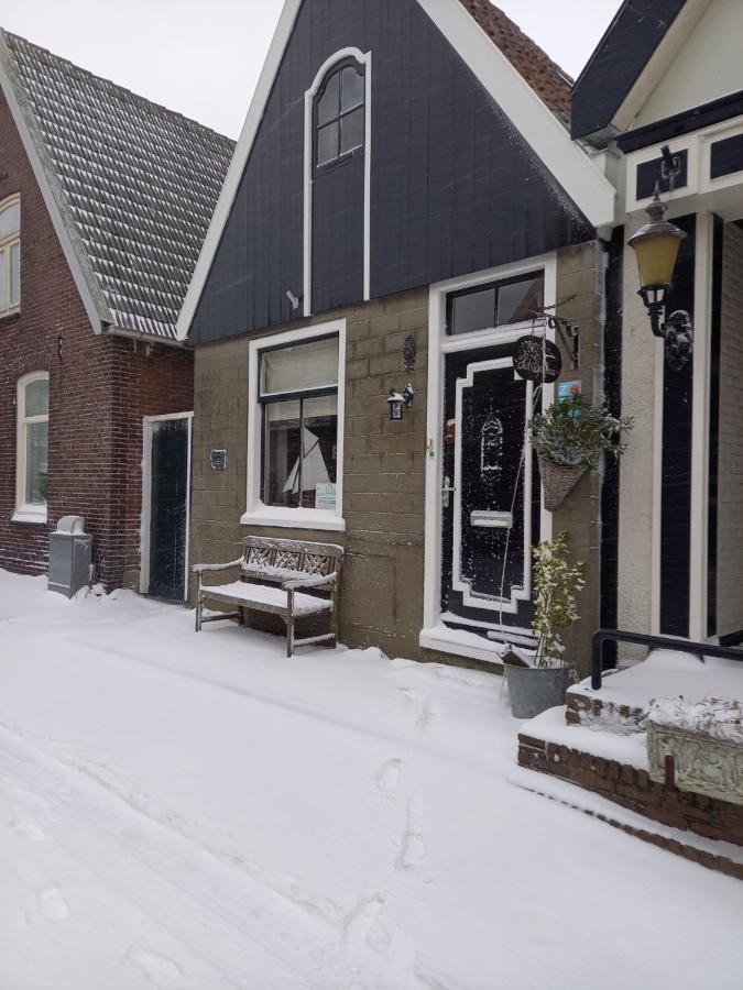 Bed En Breakfast Kamers En Meer Het Spookhuis Den Hoorn  Exterior photo